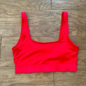 PINK Ultimate Victoria's Secret Sports Bra Size S Red Ultimate Unlined